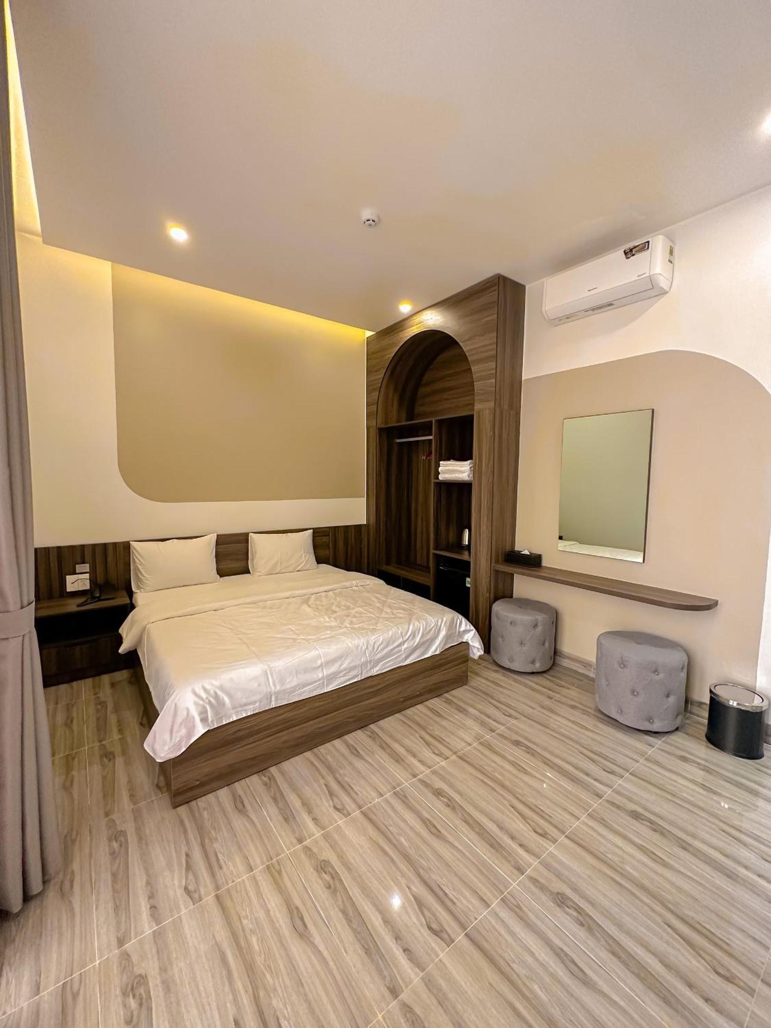 Tuyet Suong Hotel กว๋างหงาย ภายนอก รูปภาพ