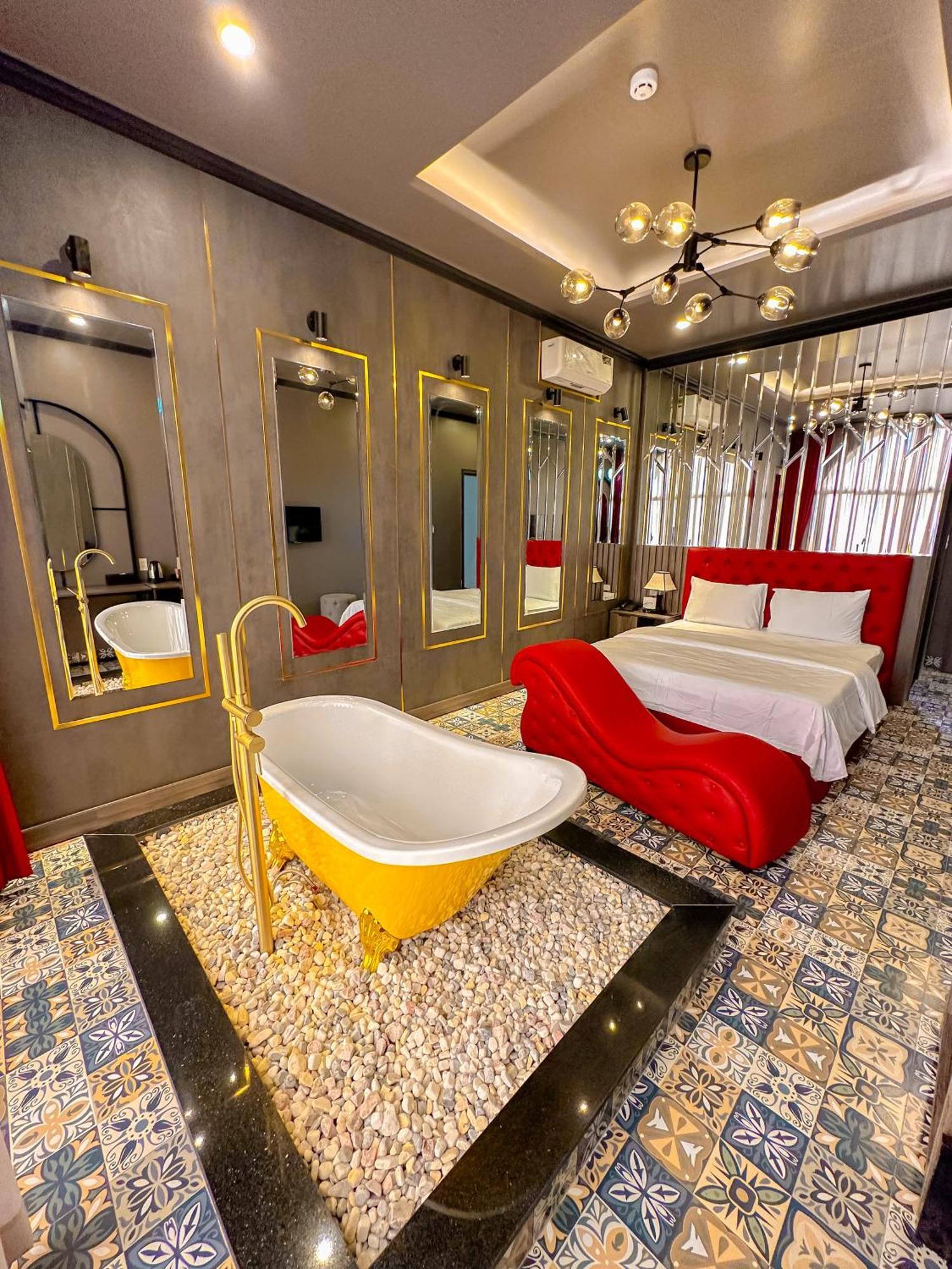 Tuyet Suong Hotel กว๋างหงาย ภายนอก รูปภาพ